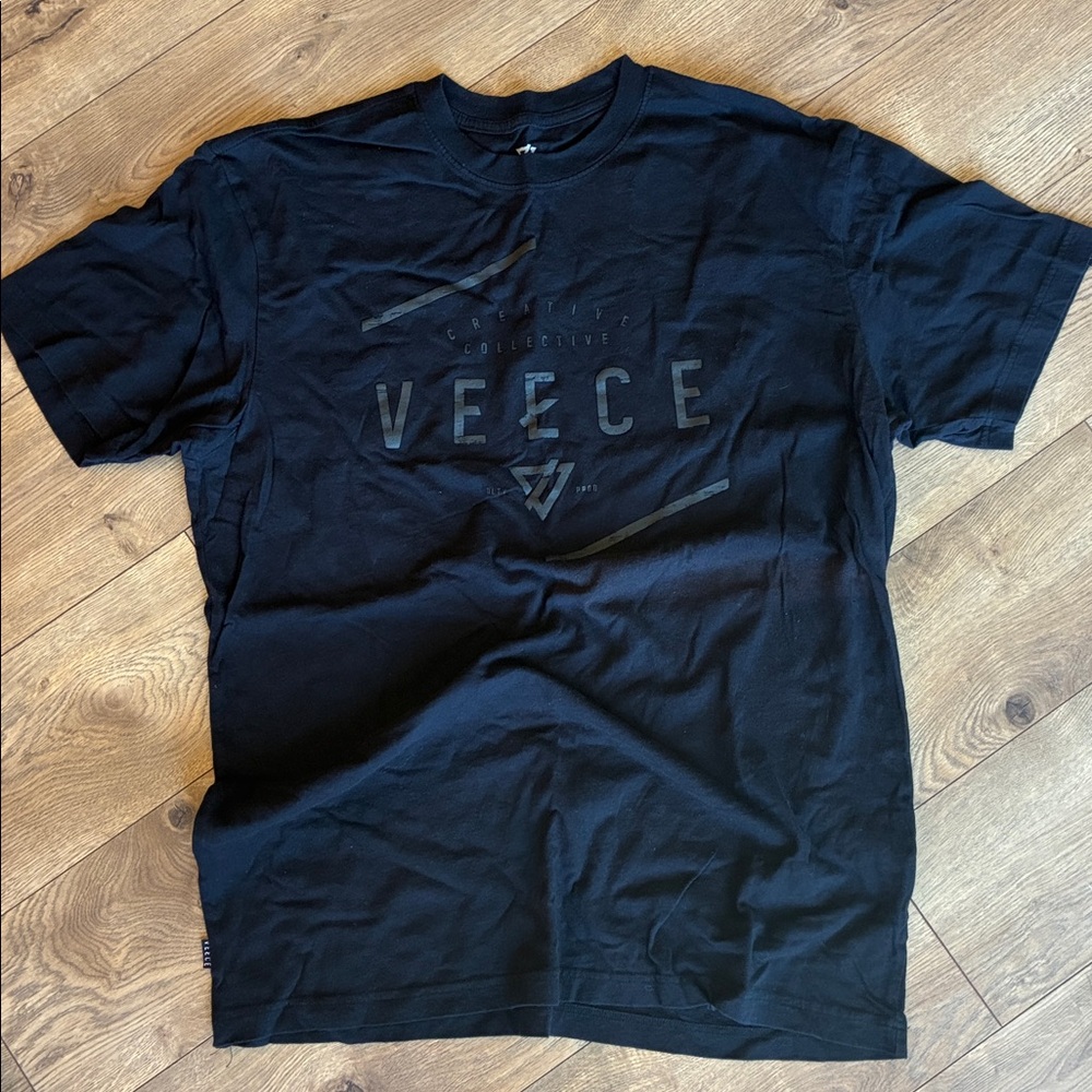 Veece Men's Black T-Shirt | XL